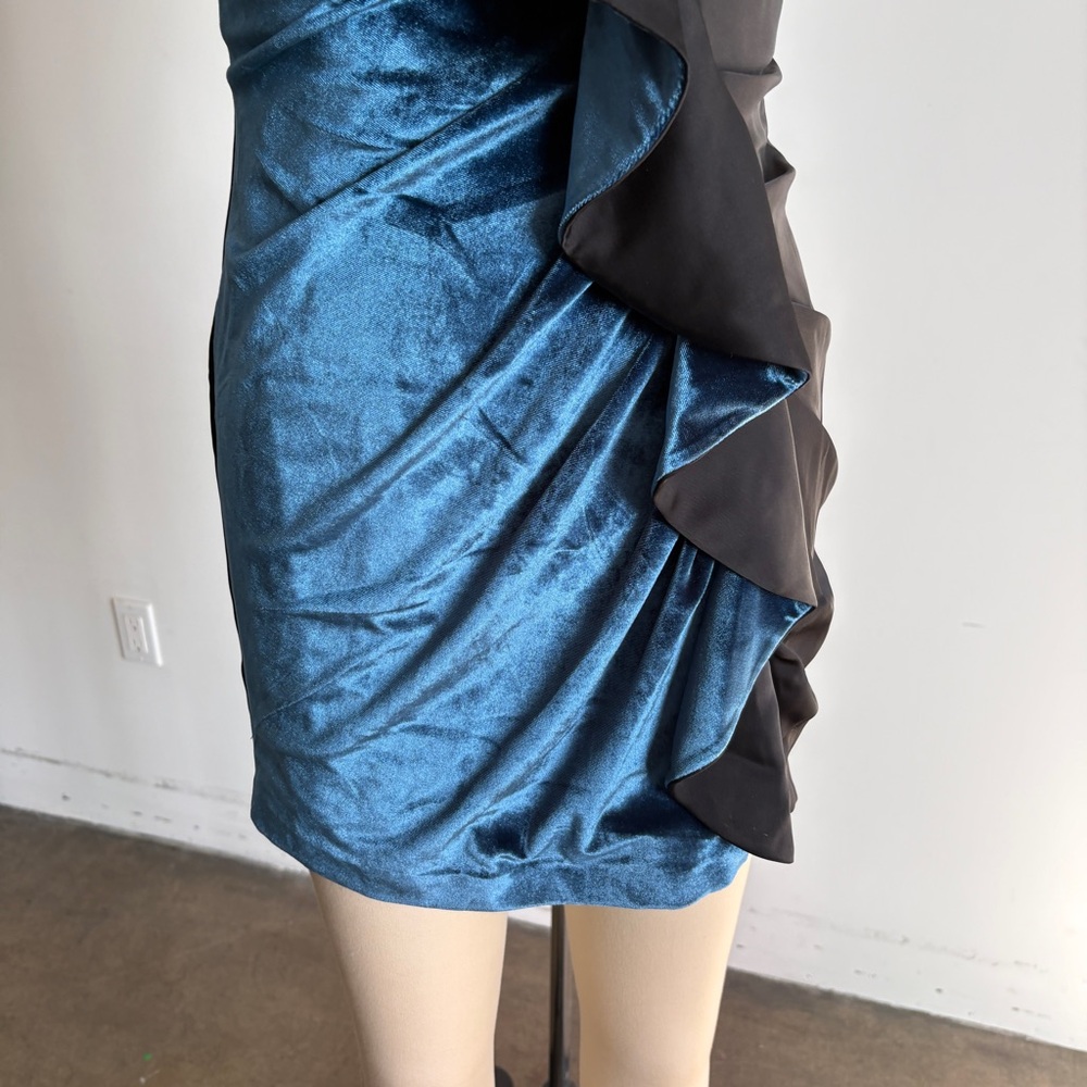 $298 NWOT BCBGMaxAzria Strapless Velvet Satin Ruffle Dress in Black Sky Sz 4 - Picture 10 of 13